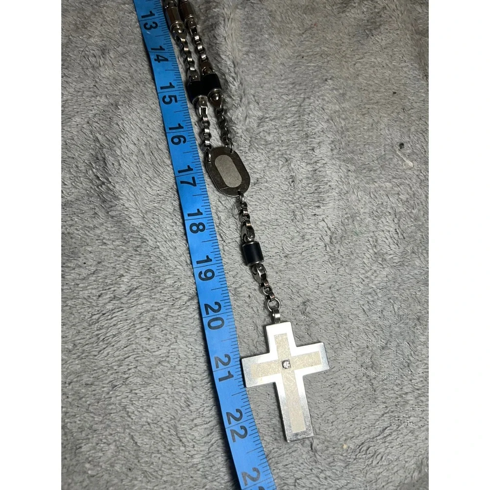 EDFORCE Stainless Steel Cross Pendant Necklace Black Accent Silver 162g 34
